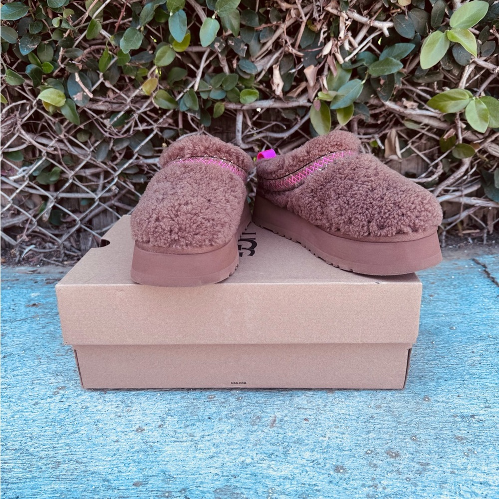 ❌ SOLD ❌ UGG® Tazz Braid Boot